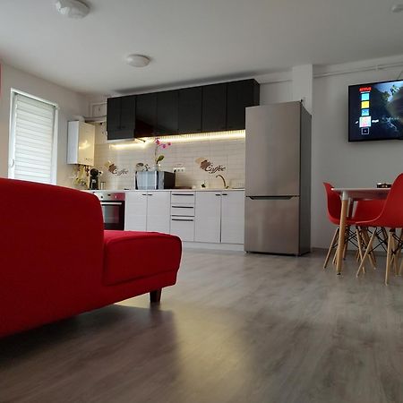 Apartament Cu Terasa Atelierul De Pizza Floreşti Kültér fotó